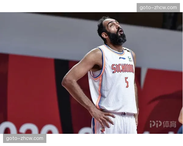 山西队大胜四川送对手十一连败 诺威尔半场二十一分