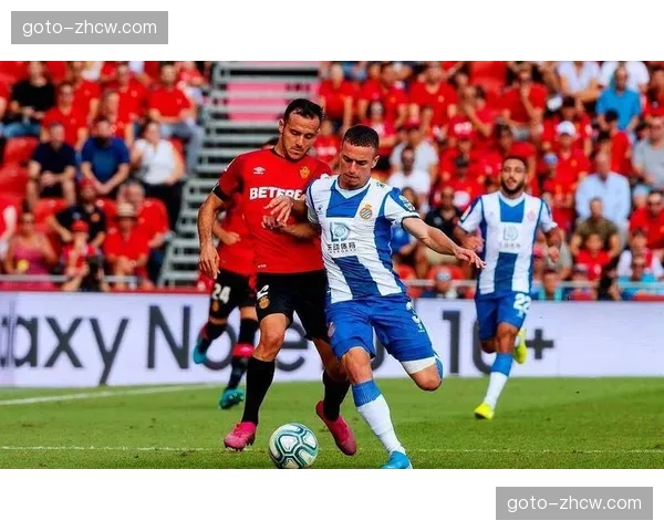 西班牙人后防线损失较大 保级形势面临严峻考验 西班牙人后防线损失较大 保级形势面临严峻考验